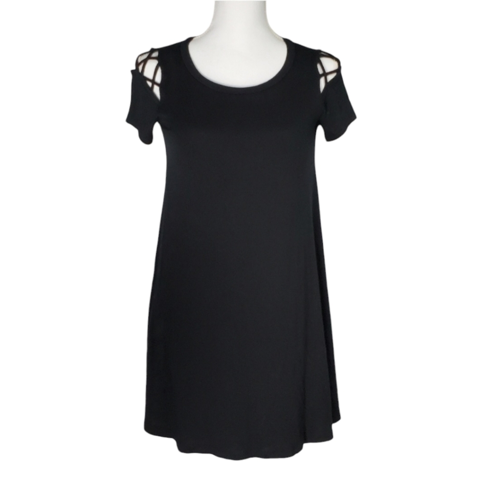 Lulus Shoulder Crochet Trimming Black Dress XS